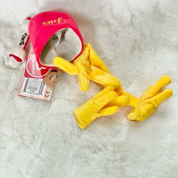 🐶New with tag FRIES SQEAKY DOG TOY with Crinkly bag sound by P..L.A.Y. - Picture 3 of 5